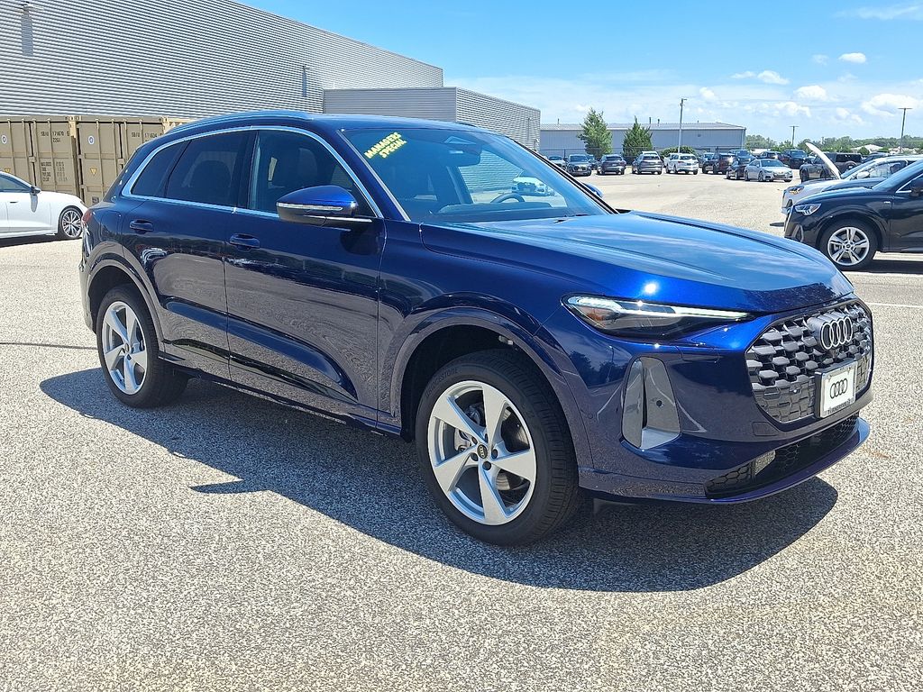 Thumbnail: 2025 Audi Q5 - 2