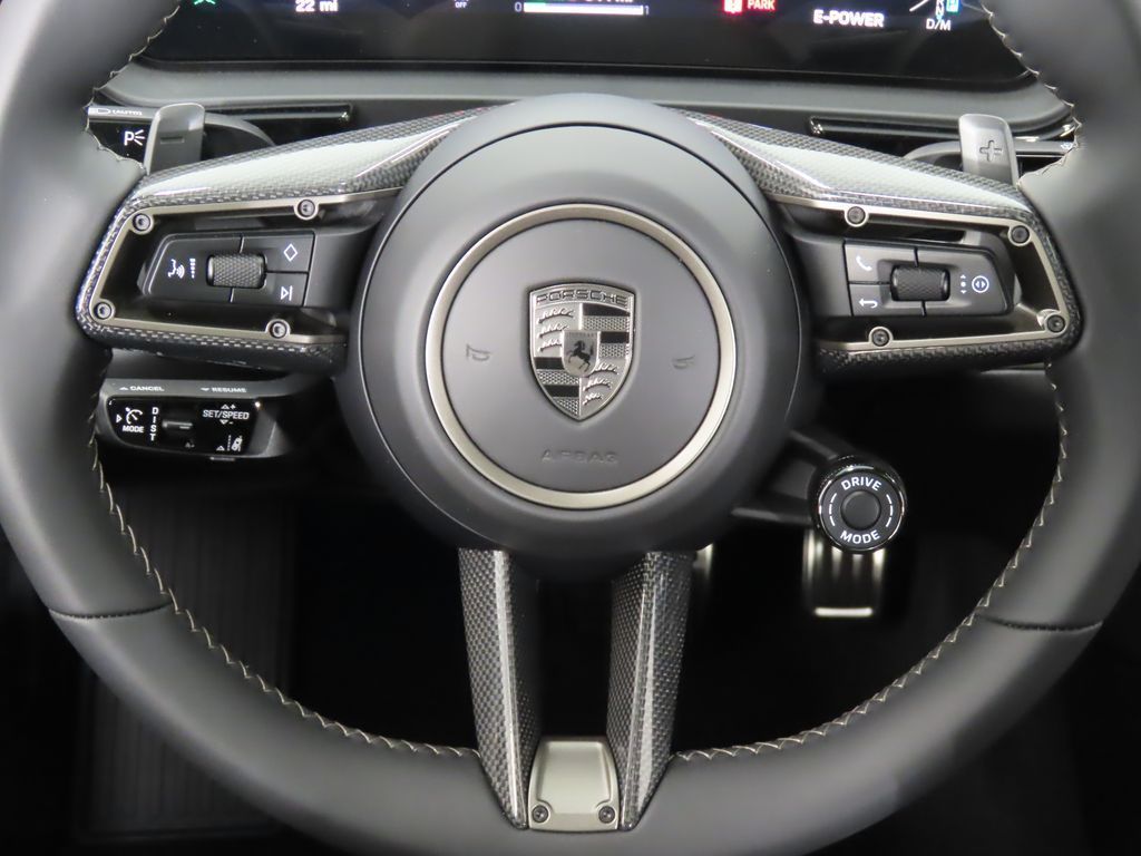 Thumbnail: 2025 Porsche  - 19