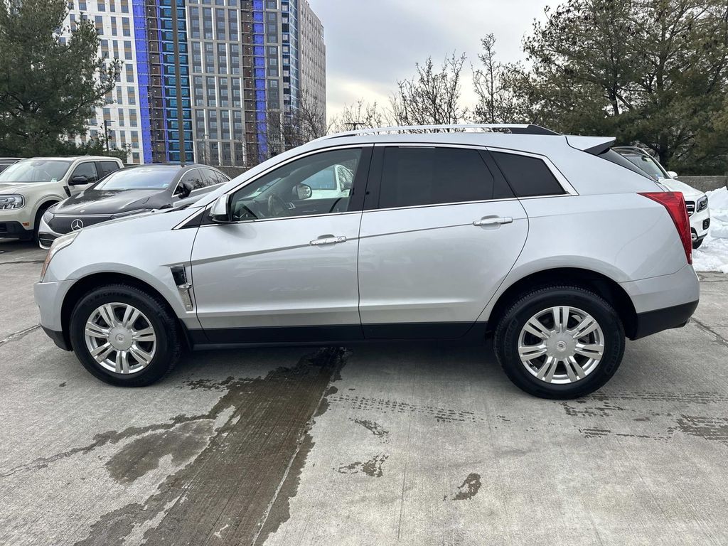 Thumbnail: 2010 Cadillac SRX - 14