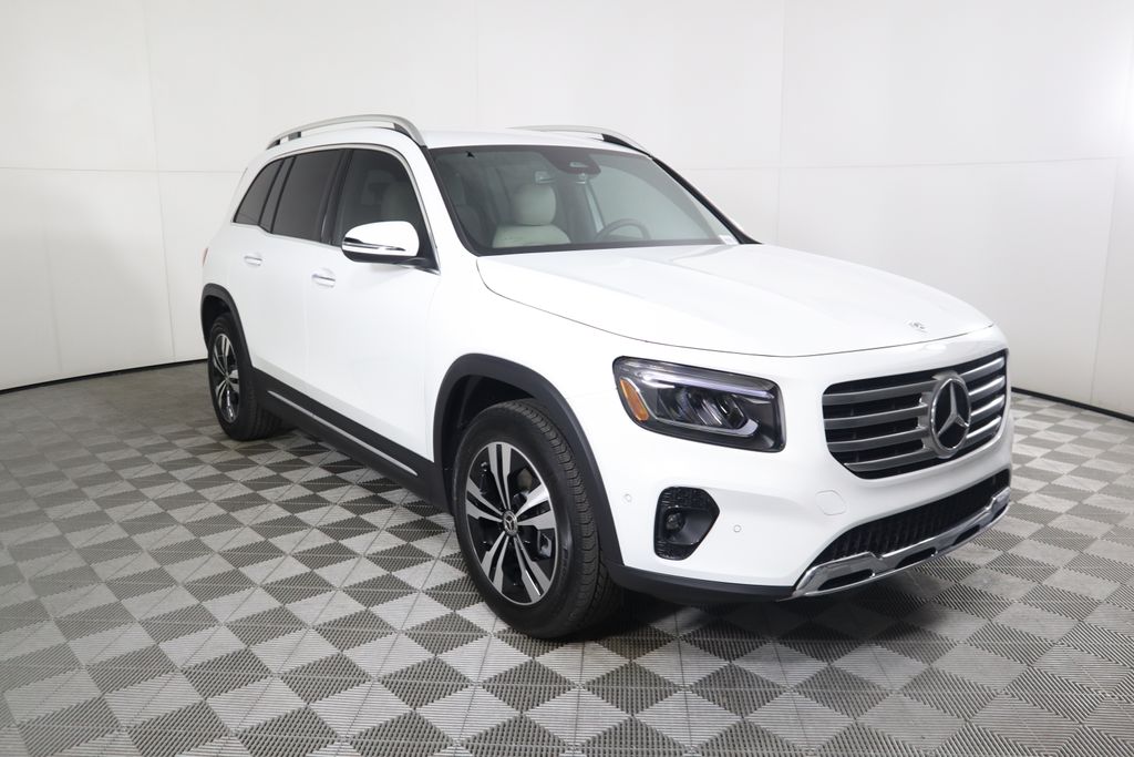 Thumbnail: 2025 Mercedes-Benz GLB - 3