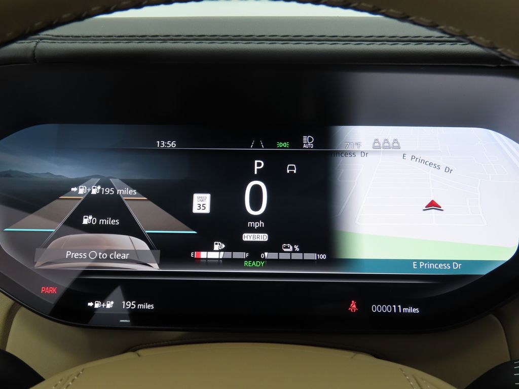 2025 Land Rover Range Rover SE 31