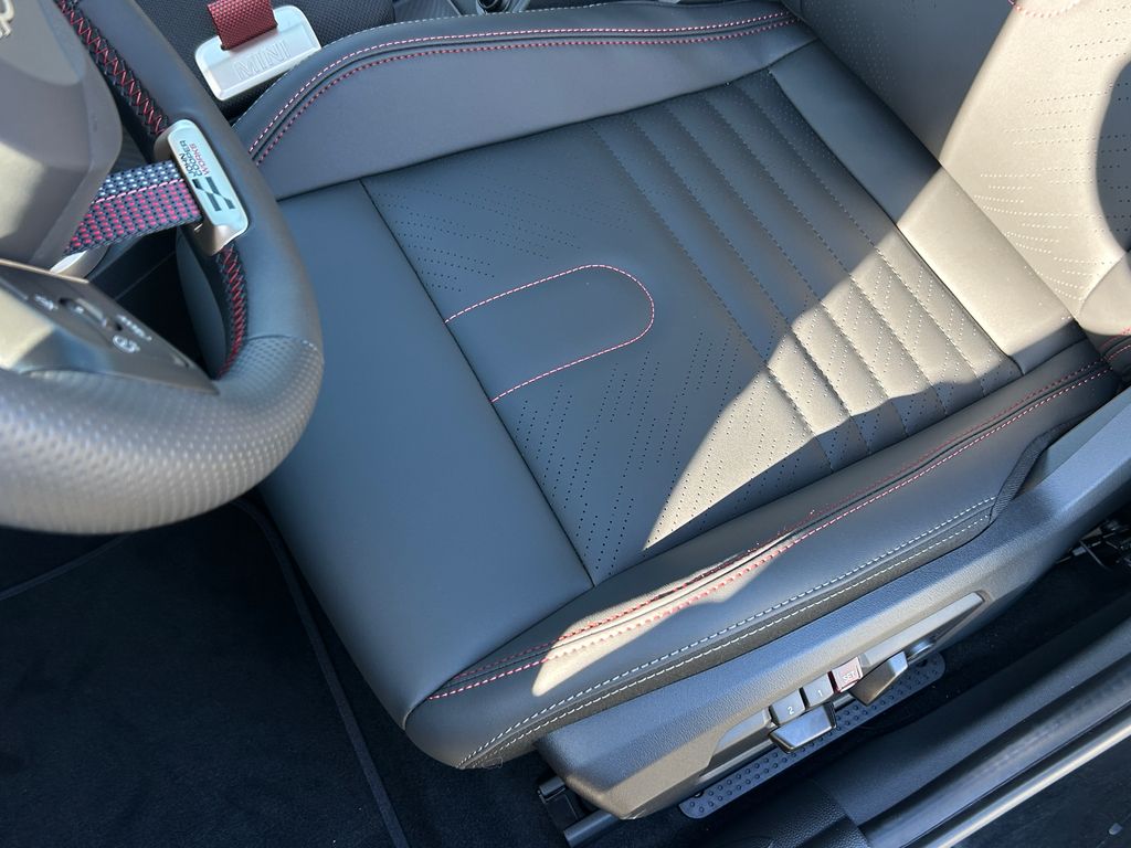 Thumbnail: 2026 MINI Cooper - 15