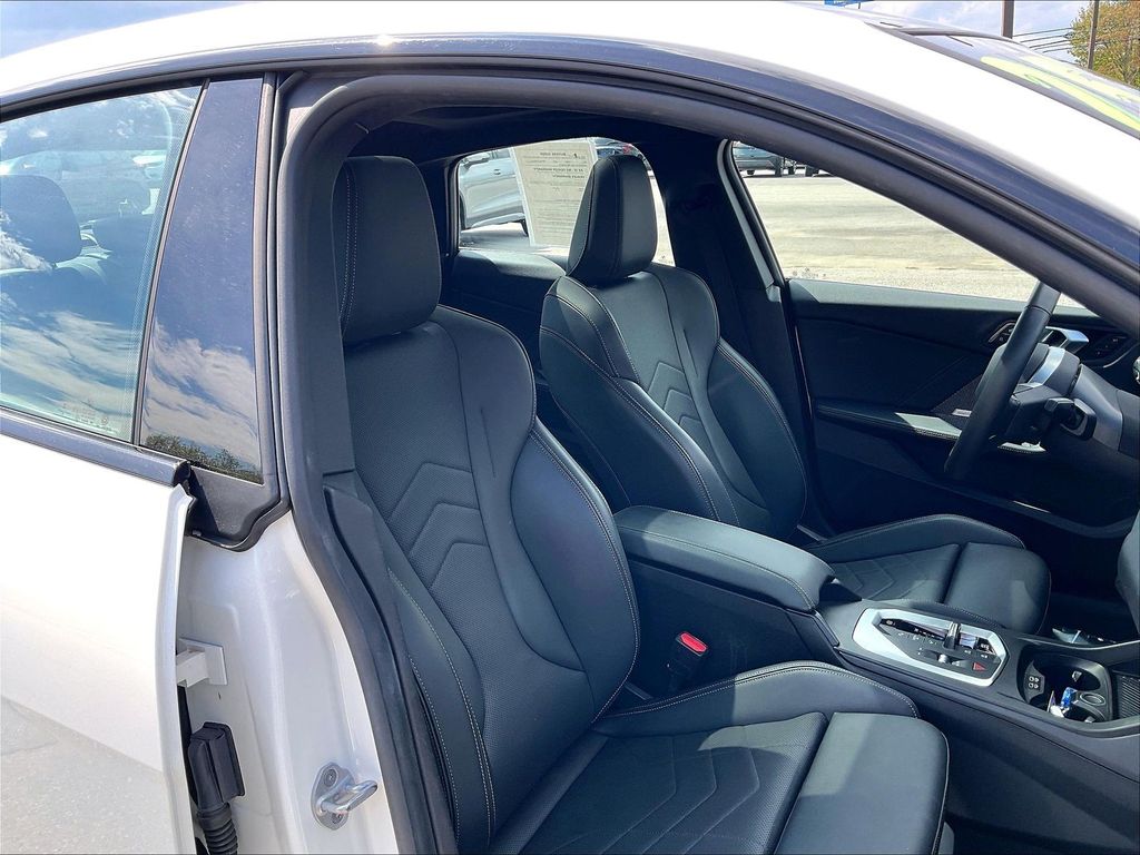 2025 BMW 2 Series — photo 10