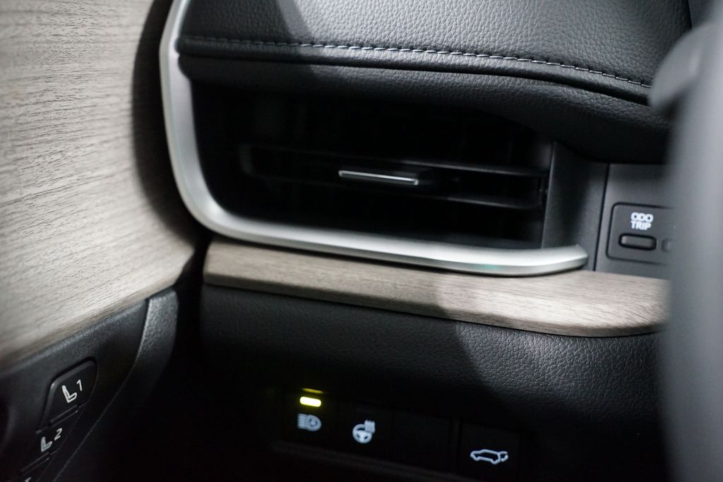 Thumbnail: 2026 Toyota Grand Highlander - 25