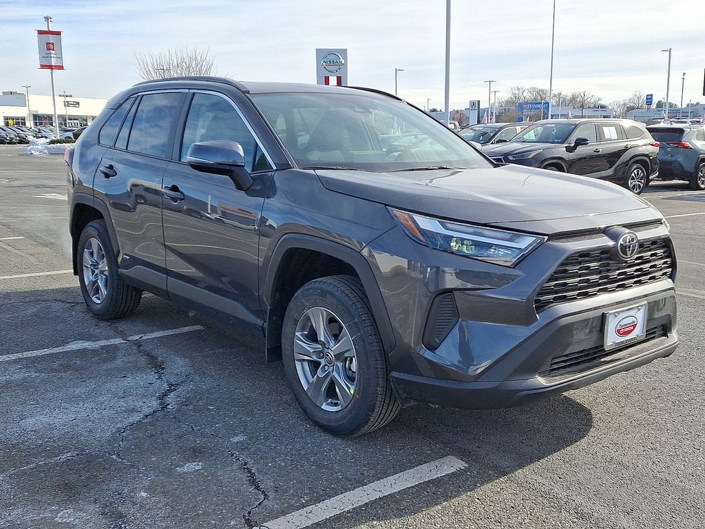 Thumbnail: 2025 Toyota RAV4 - 2
