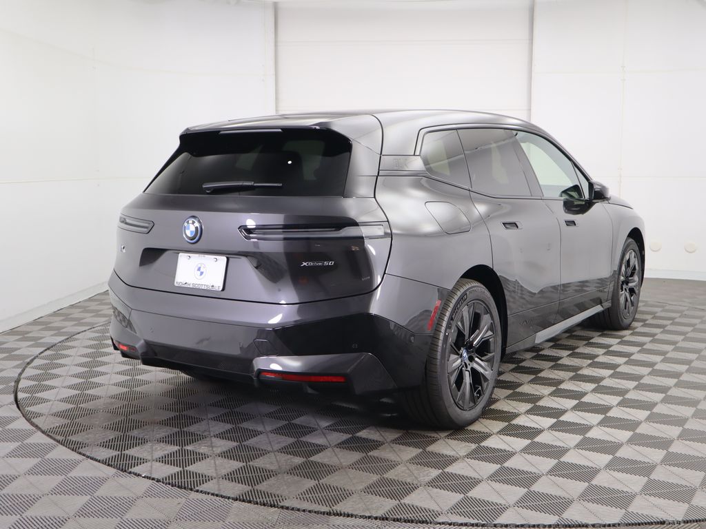 2025 BMW iX xDrive50 5