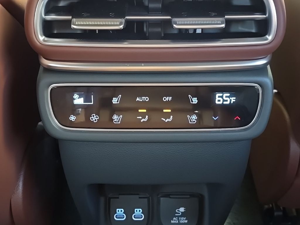 Thumbnail: 2025 Genesis GV80 - 31