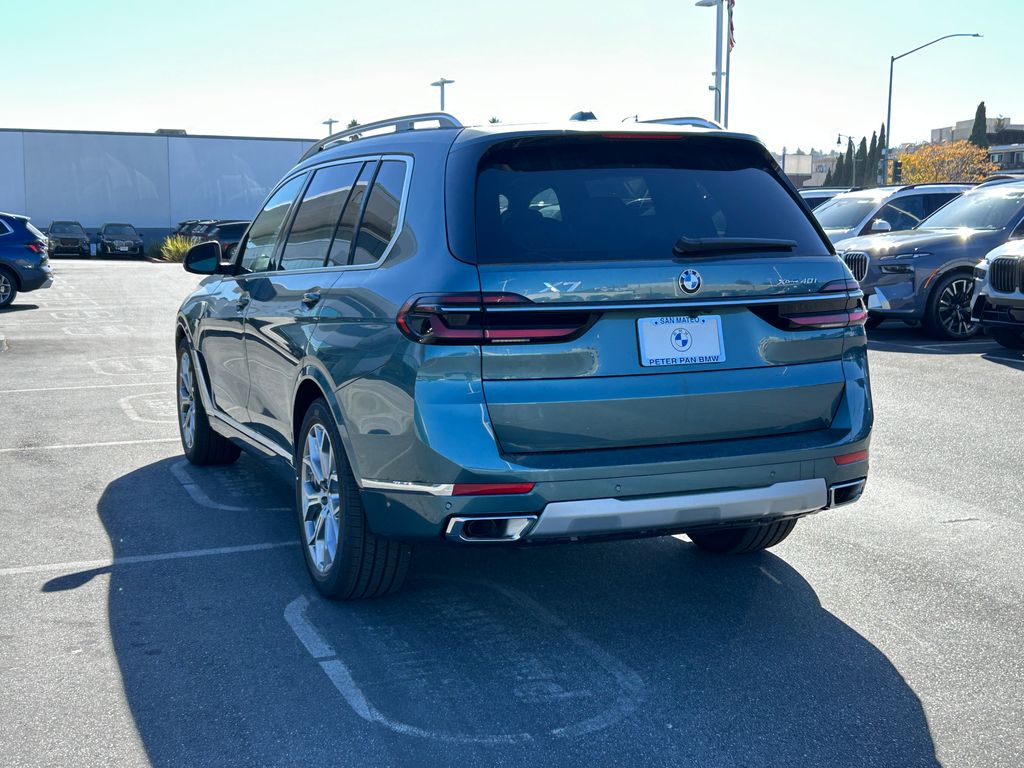 Thumbnail: 2026 BMW X7 - 3