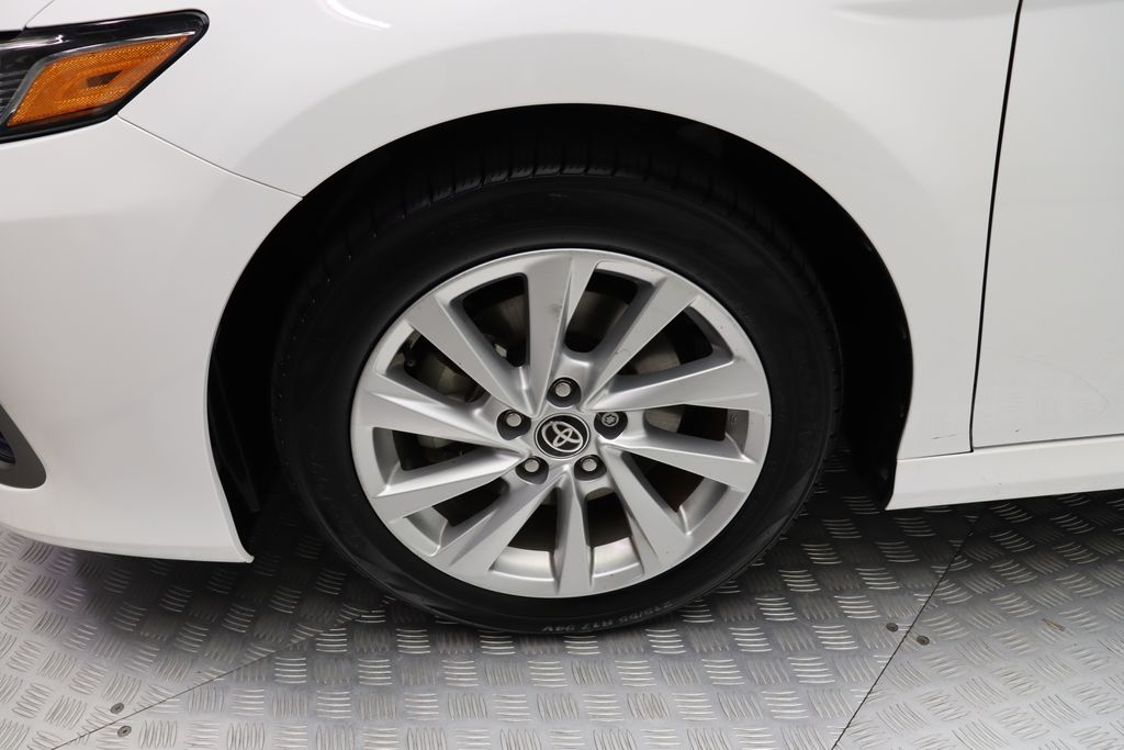 2021 Toyota Camry LE 4