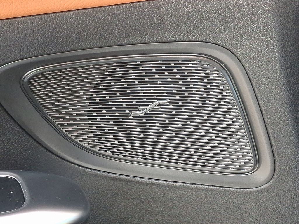 2025 Mercedes-Benz C-Class C 300 25