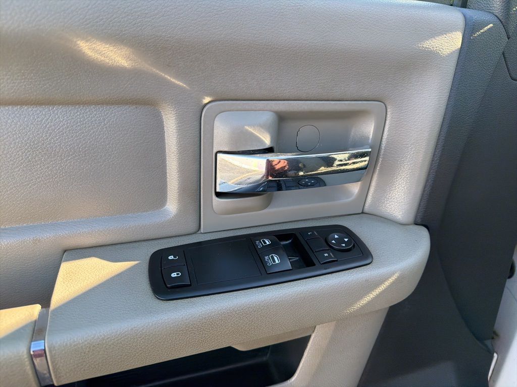 Thumbnail: 2011 RAM 1500 - 16