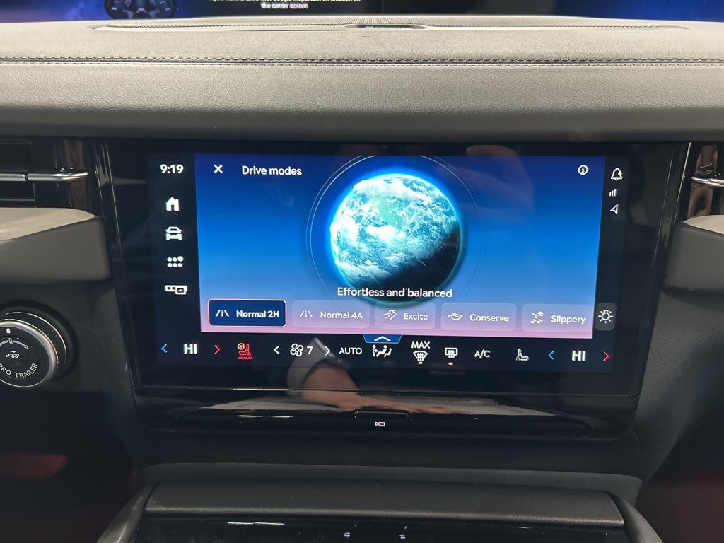 new 2026 Lincoln Navigator car, priced at $106,480