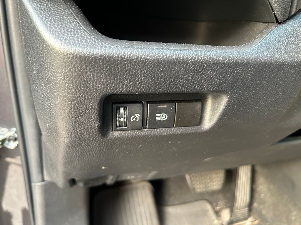 2024 Toyota RAV4 LE 17
