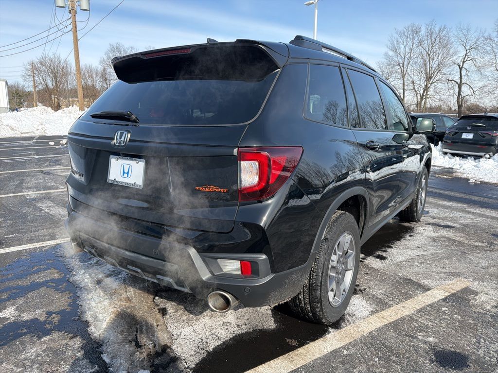 Thumbnail: 2023 Honda Passport - 5