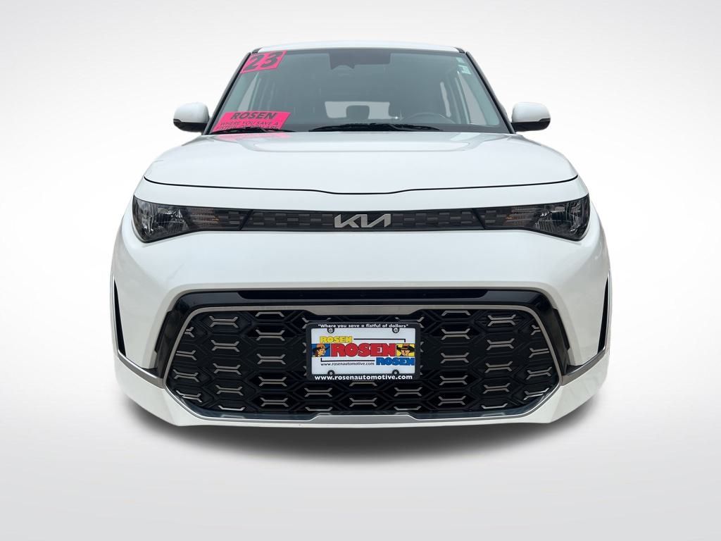 2023 Kia Soul GT-Line photo