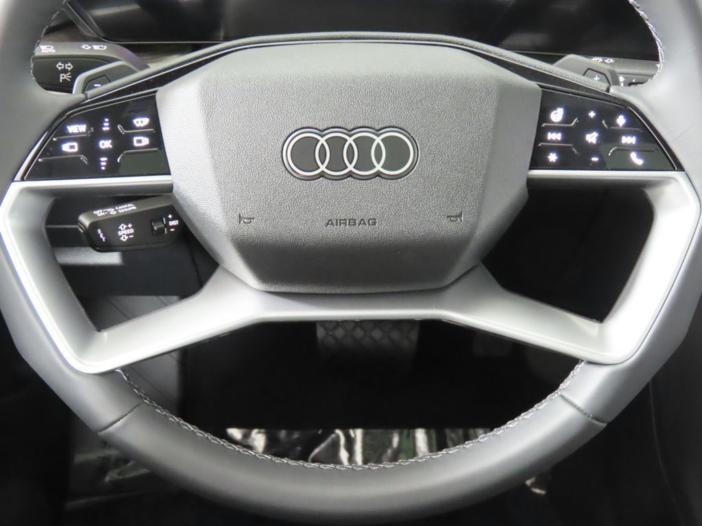 Thumbnail: 2025 Audi Q5 - 15