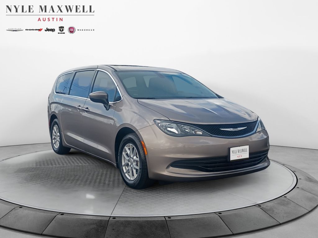 Used Car 2017 Chrysler Pacifica  Touring For Sale Under $10,000 In Austin, Texas