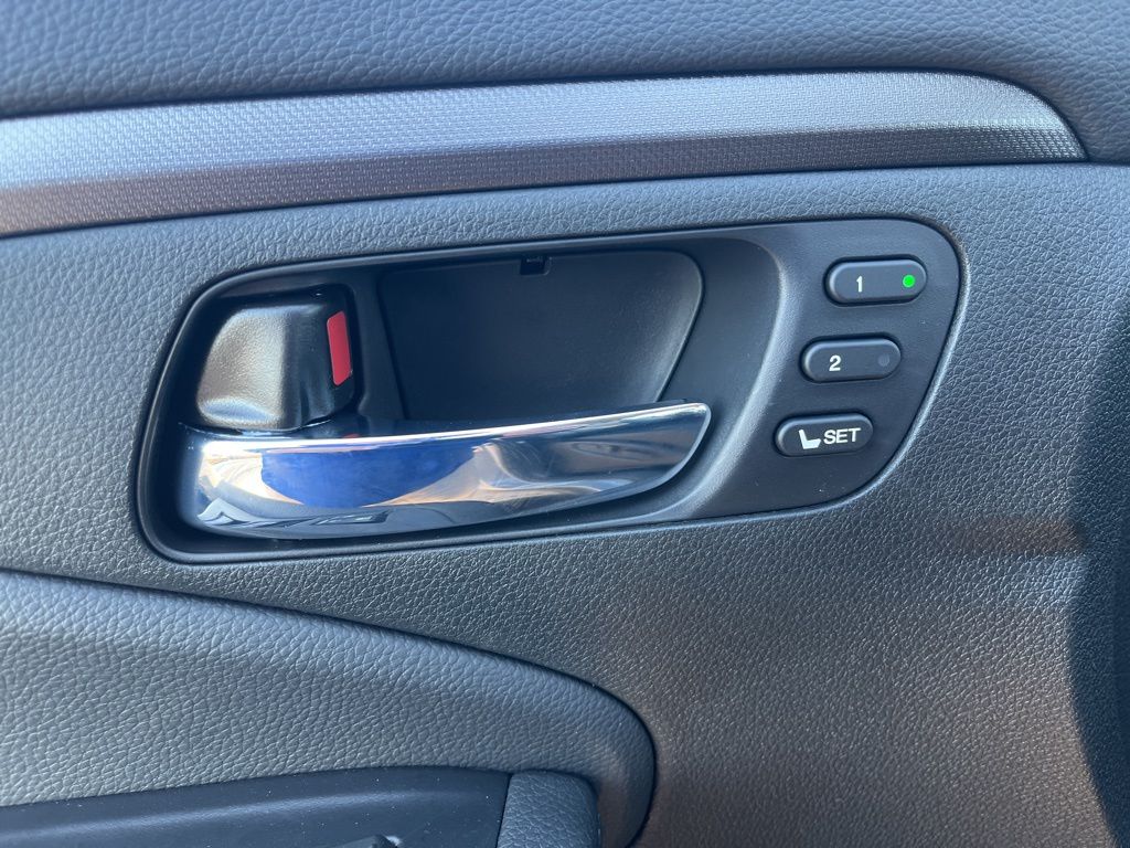 Thumbnail: 2026 Honda Ridgeline - 6