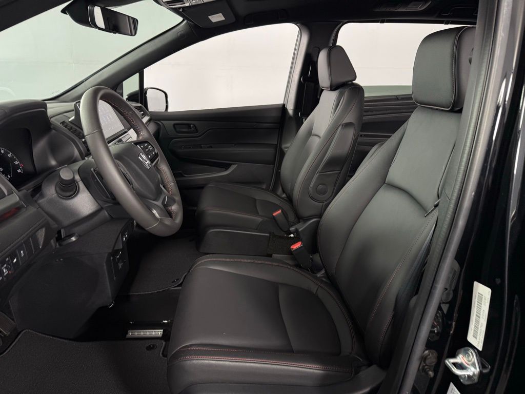 2025 Honda Odyssey Sport L - Photo 11