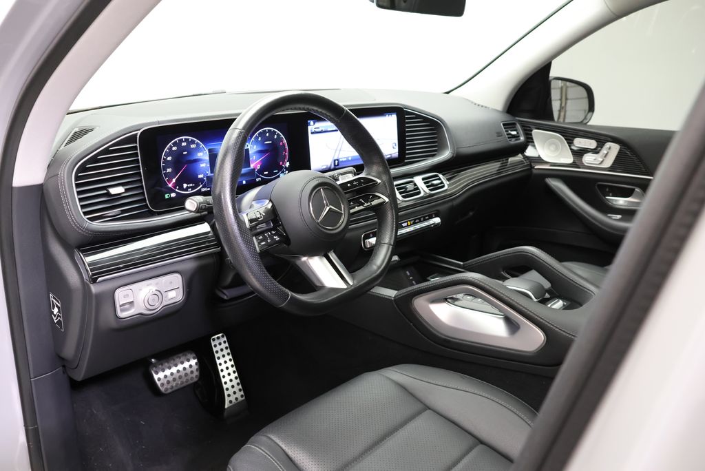 Thumbnail: 2024 Mercedes-Benz GLS - 30