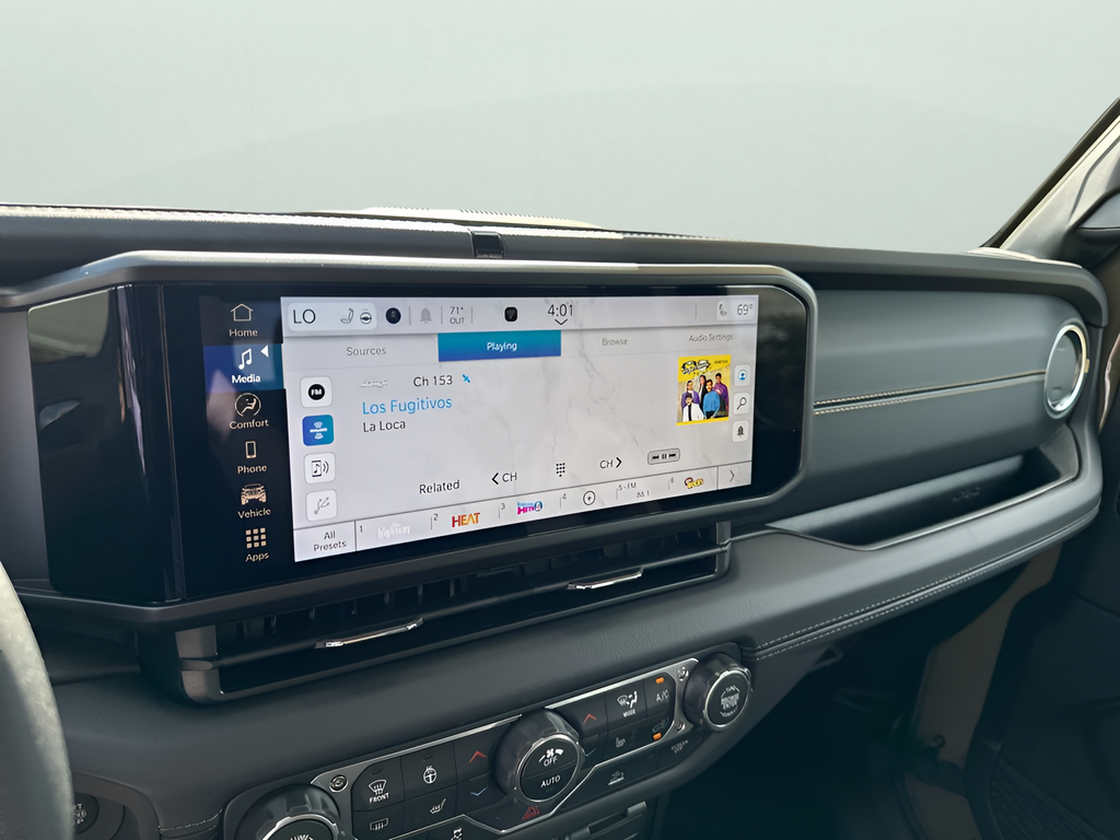 New Car 2025 Jeep Gladiator  For Sale Under $50,000 In Austin, Texas