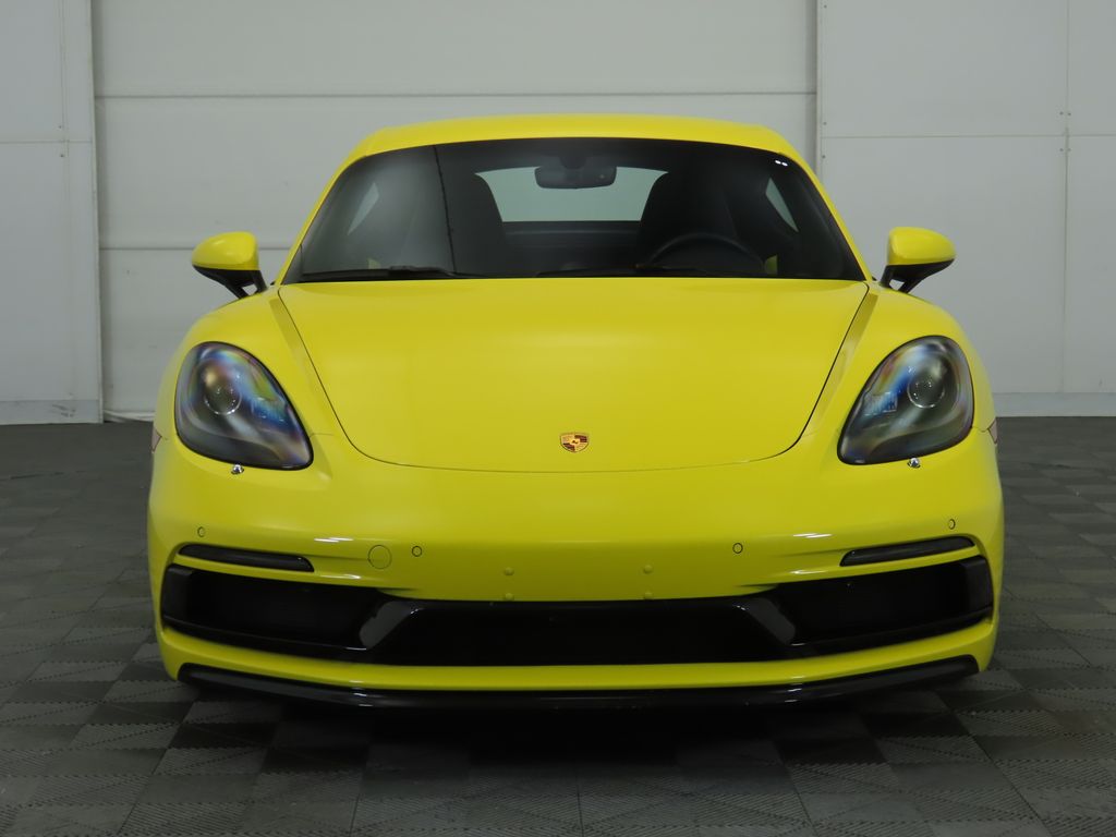 2023 Porsche 718 Cayman GTS 2