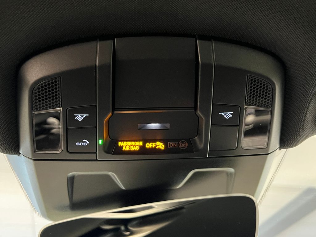 Thumbnail: 2026 Porsche 911 - 28