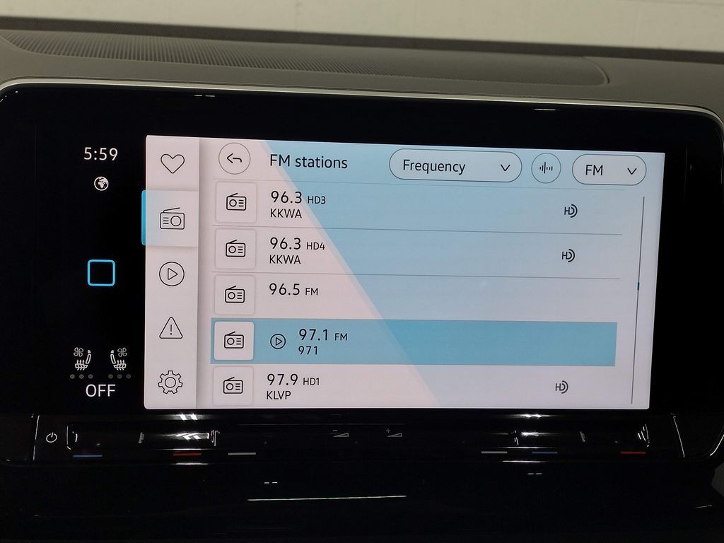 2026 Volkswagen Atlas Cross Sport 2.0T SEL R-Line Black