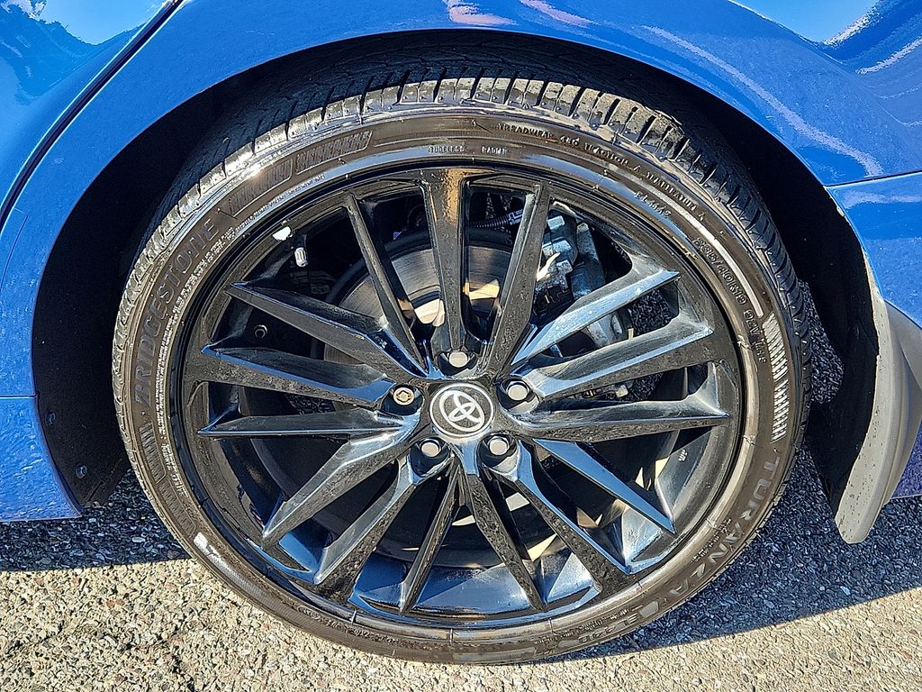 Thumbnail: 2023 Toyota Camry - 8