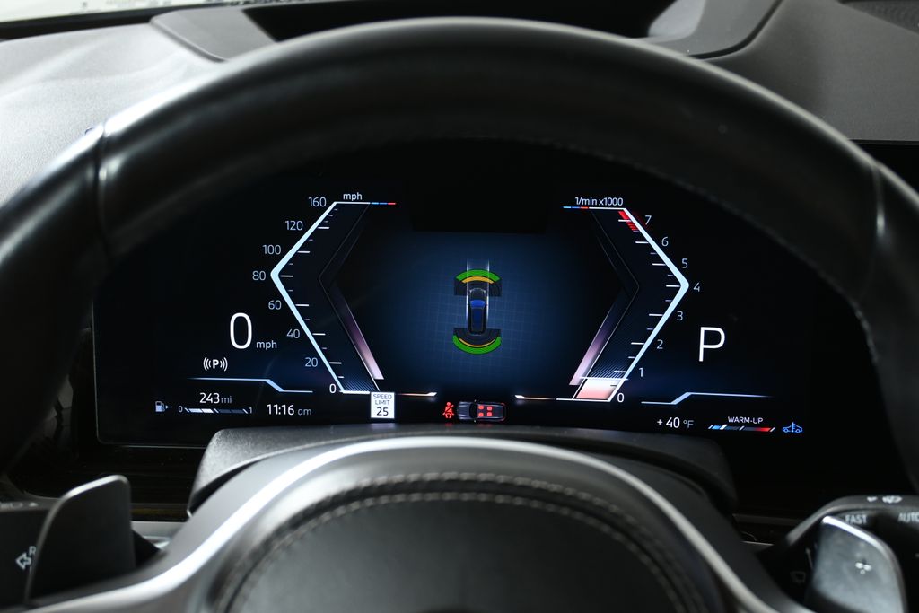 Thumbnail: 2023 BMW X7 - 20