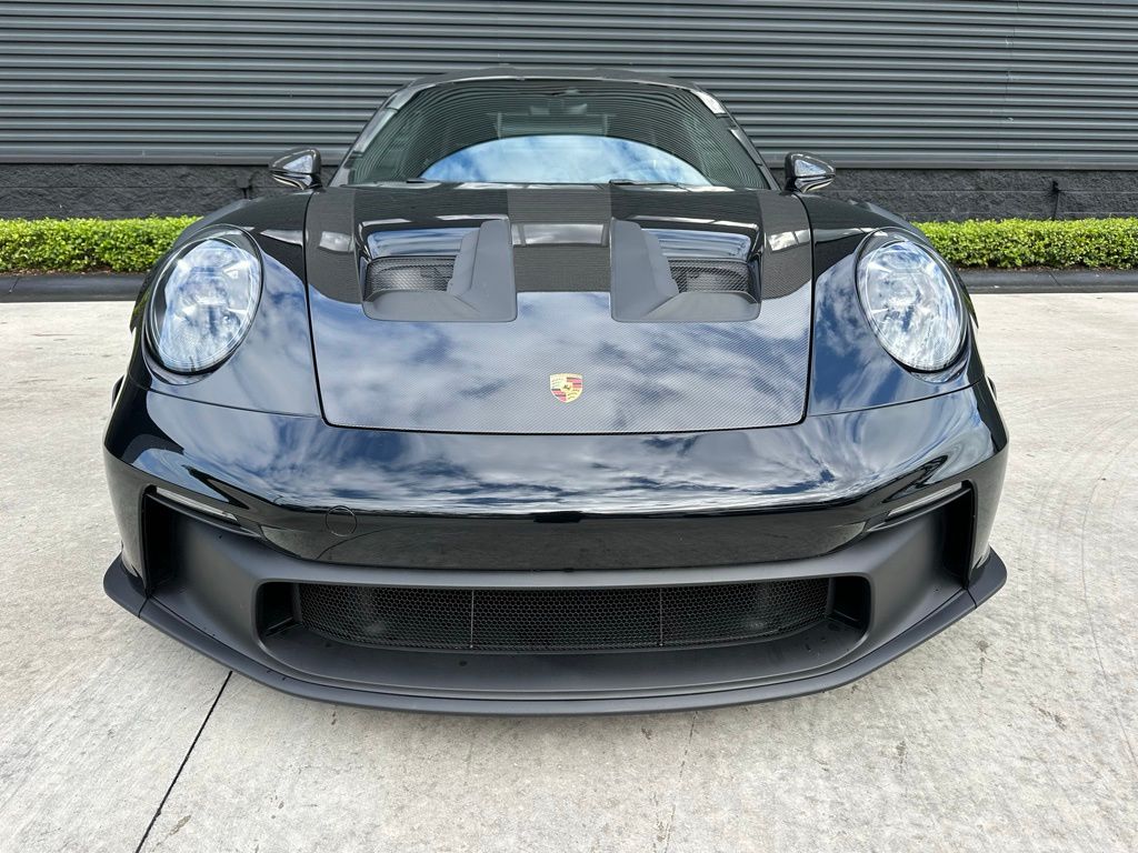 Thumbnail: 2025 Porsche 911 - 8