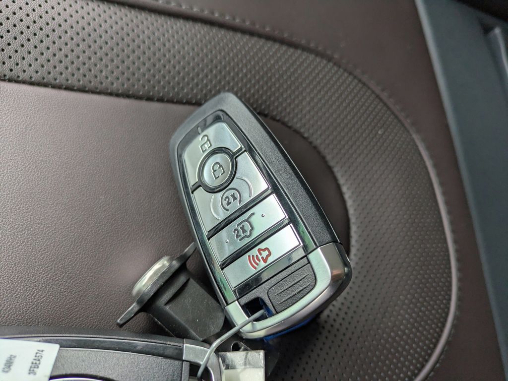 2025 Ford Expedition Platinum MAX