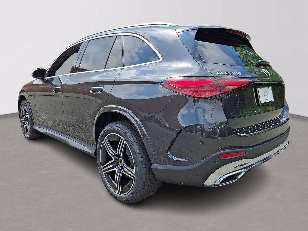 Thumbnail: 2026 Mercedes-Benz GLC - 4