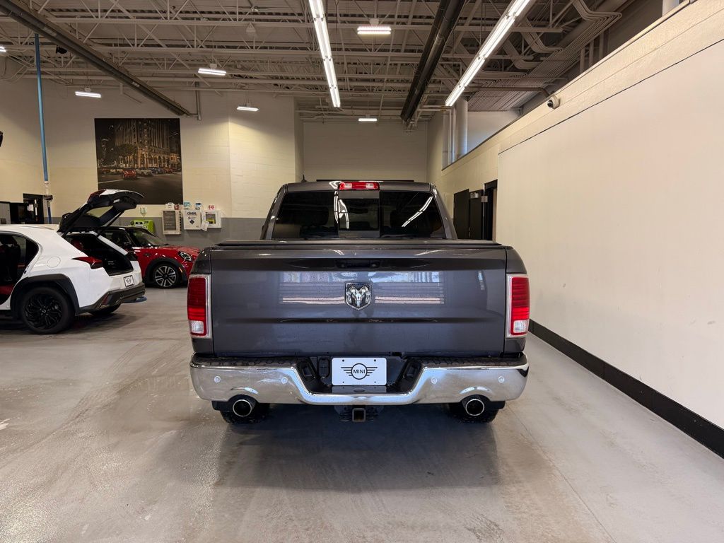 2015 RAM 1500 Laramie 4