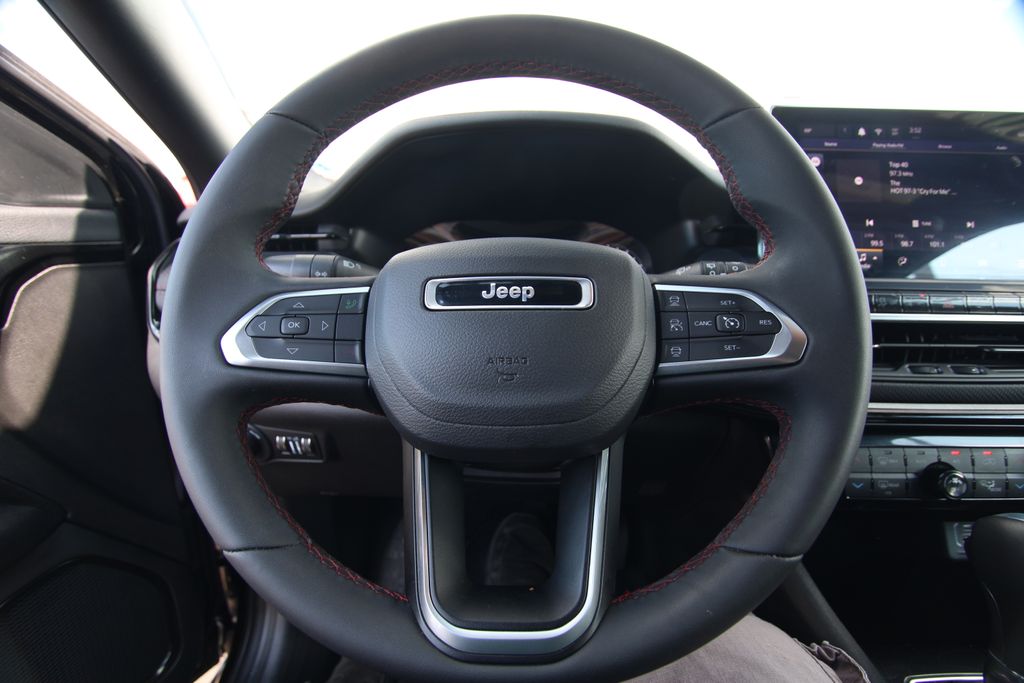 Used 2025 Jeep Compass SUV