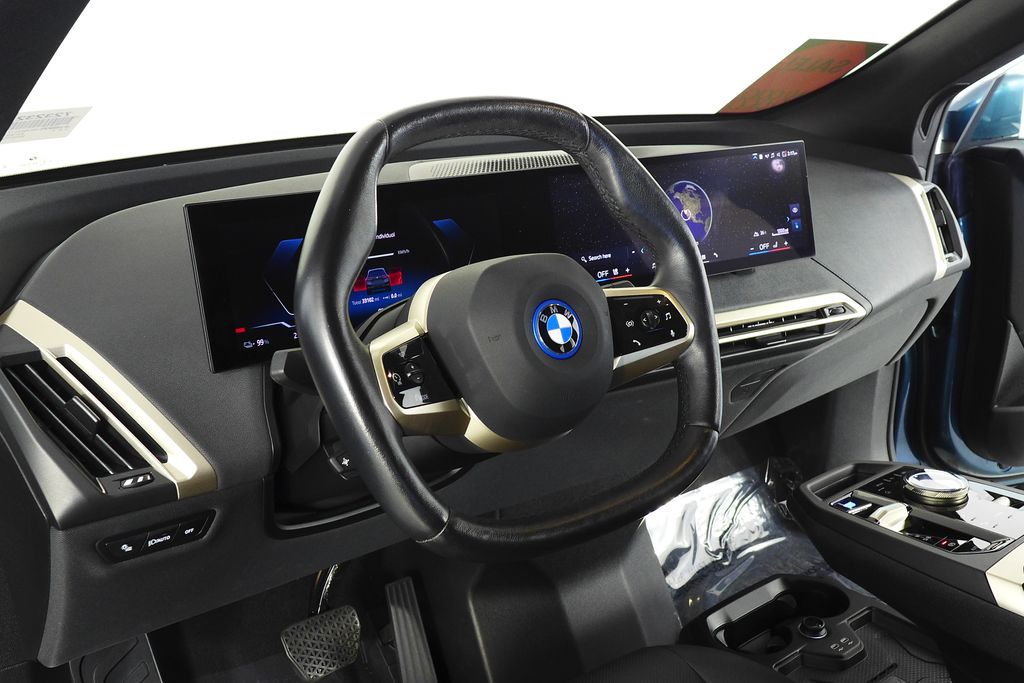 Thumbnail: 2024 BMW iX - 30