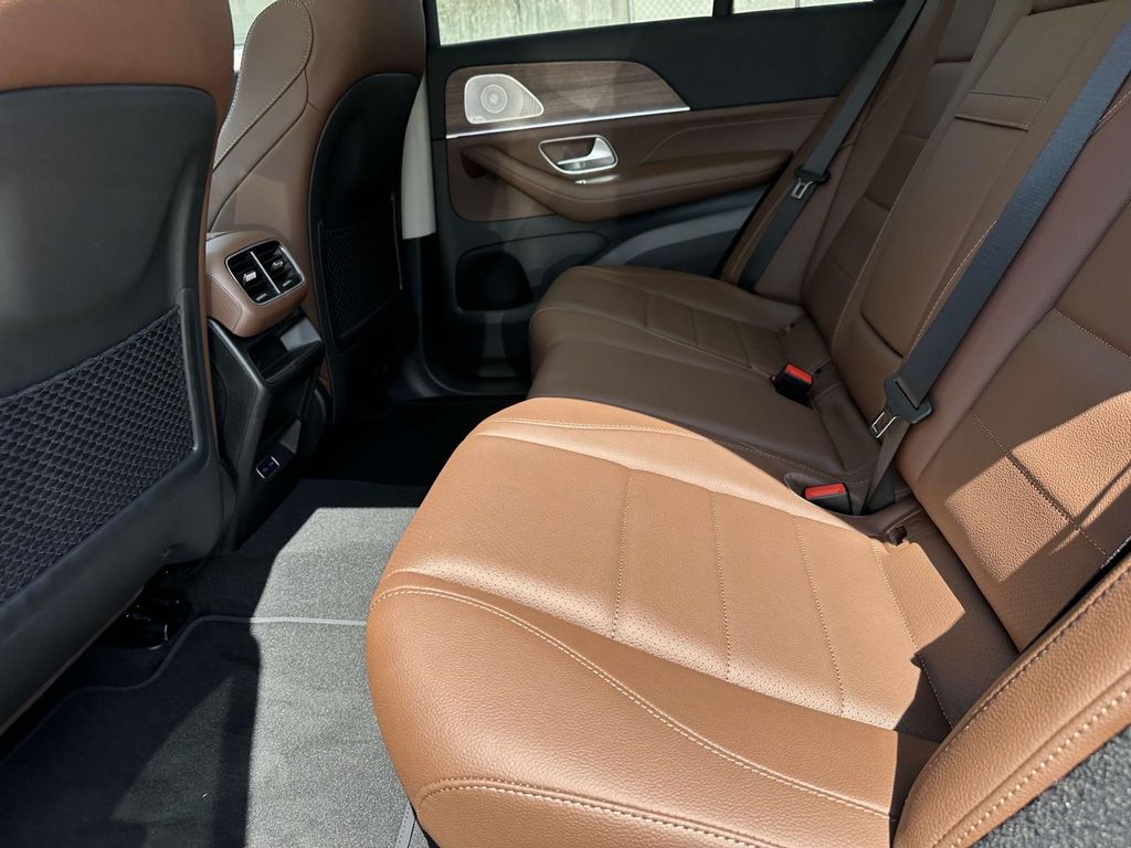 2025 Mercedes-Benz GLE 350 17