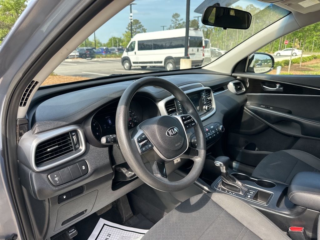 2020 Everlasting Silver Kia Sorento LX AWD SUV