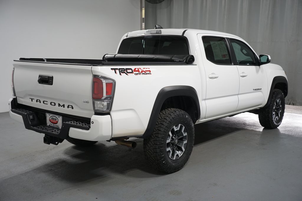 Thumbnail: 2021 Toyota Tacoma - 8