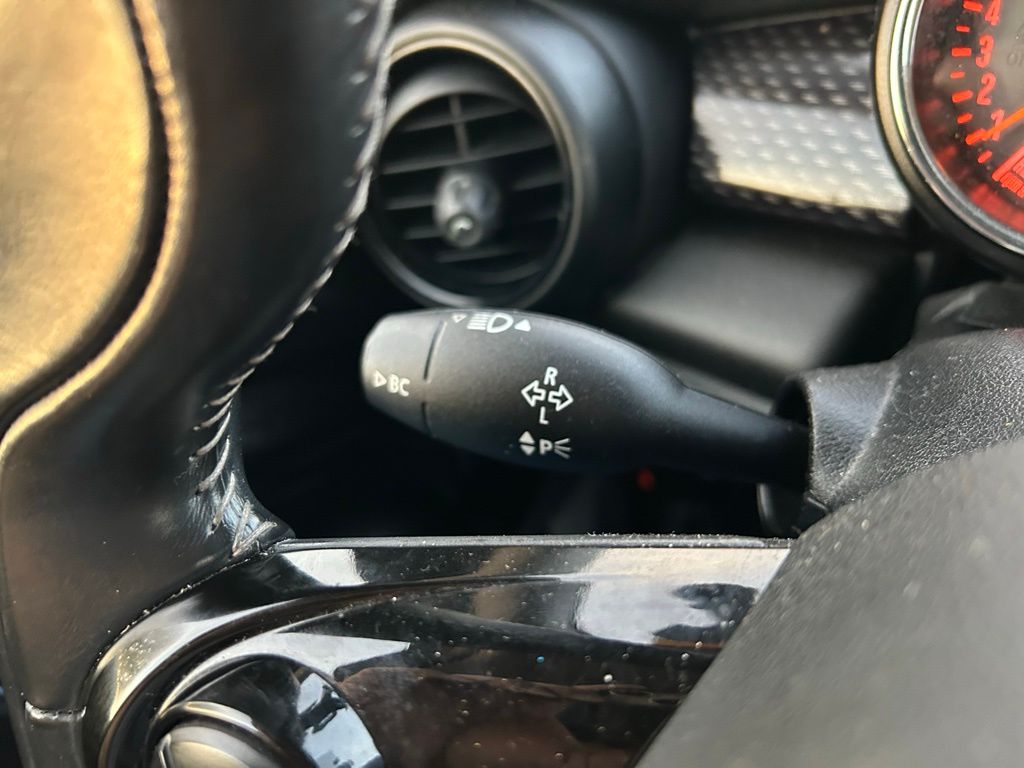 Thumbnail: 2016 MINI Cooper - 21