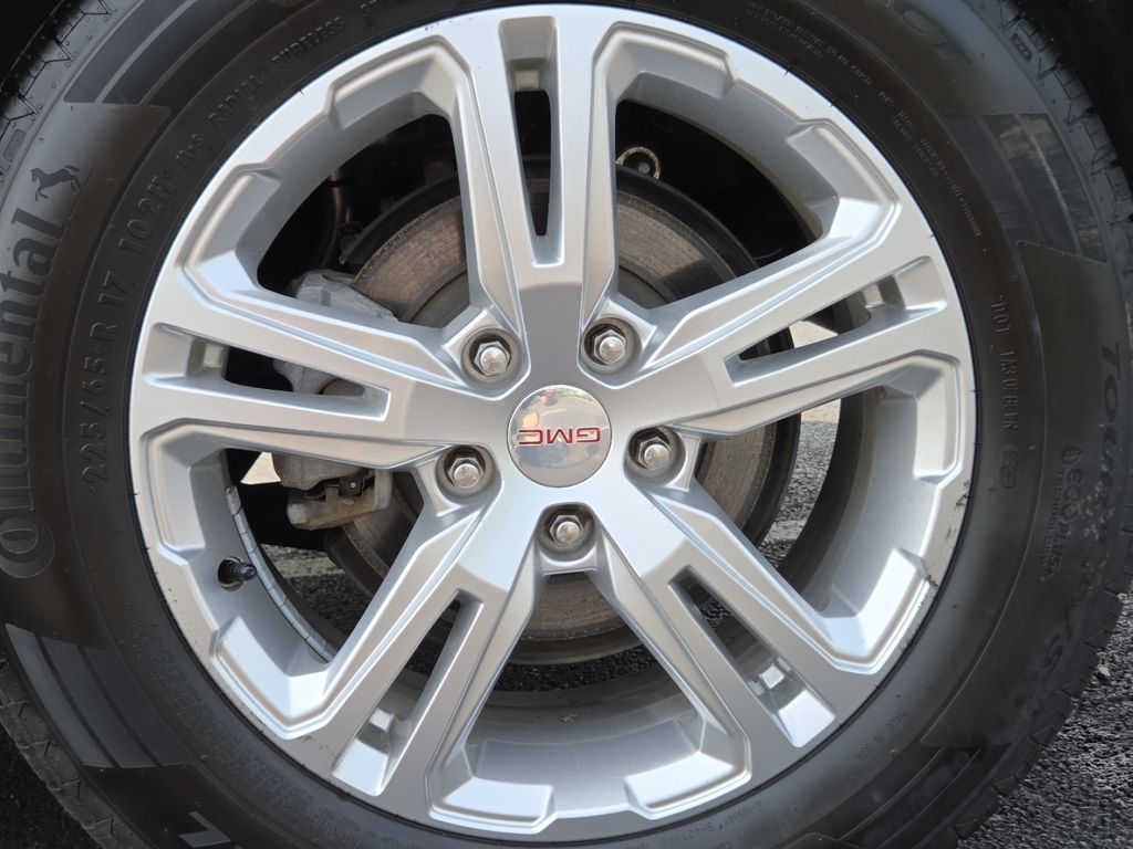 Used 2020 Gray GMC SLE image 10