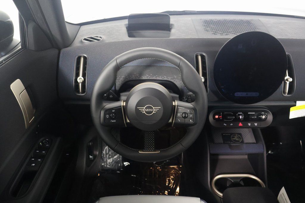 Thumbnail: 2025 MINI Cooper Countryman - 3