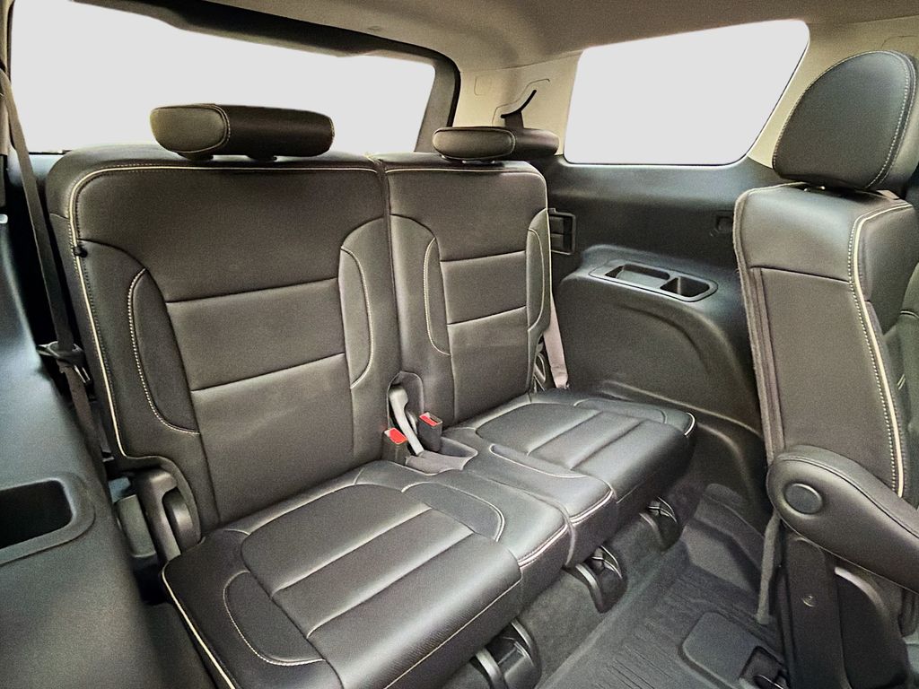 Used 2022 Black GMC Denali image 29