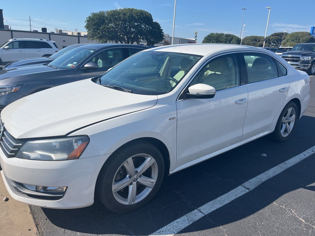 Thumbnail: 2015 Volkswagen Passat - 6