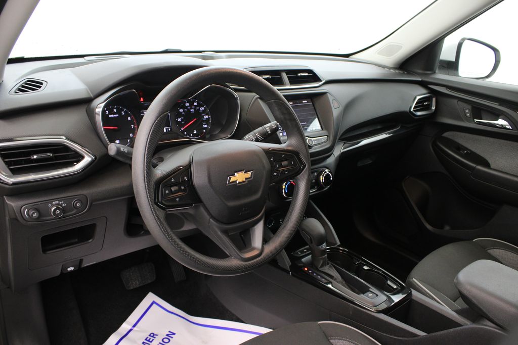 used 2023 Chevrolet TrailBlazer car
