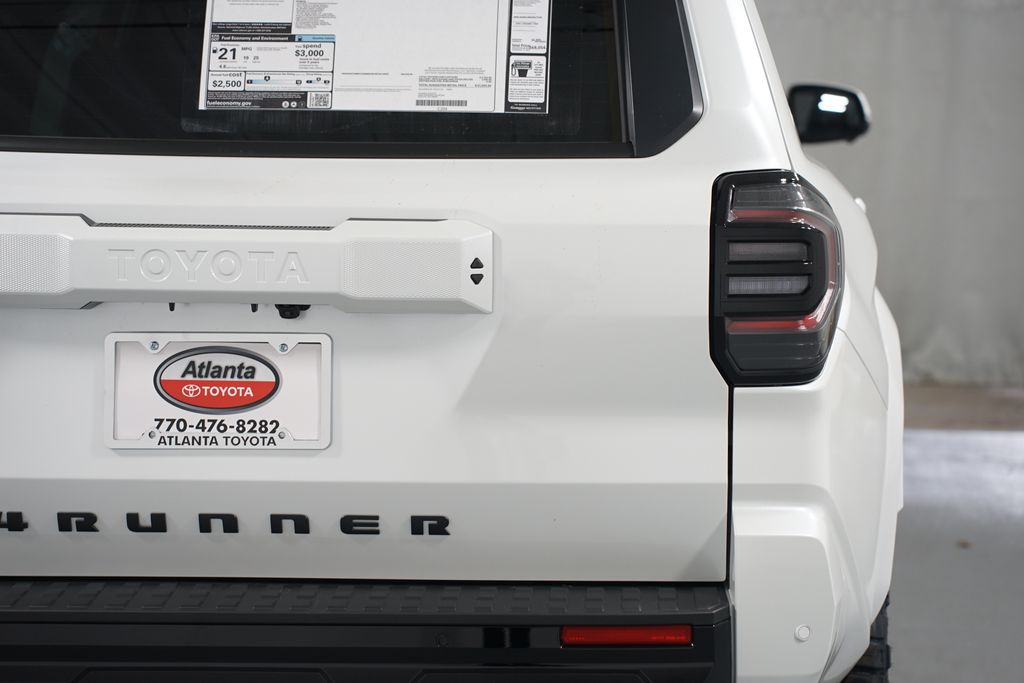 Thumbnail: 2025 Toyota 4Runner - 10