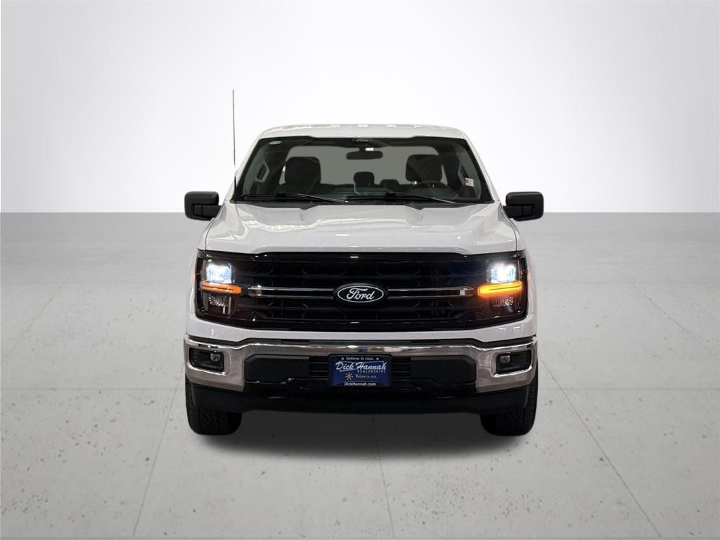 View vehicle photo 4