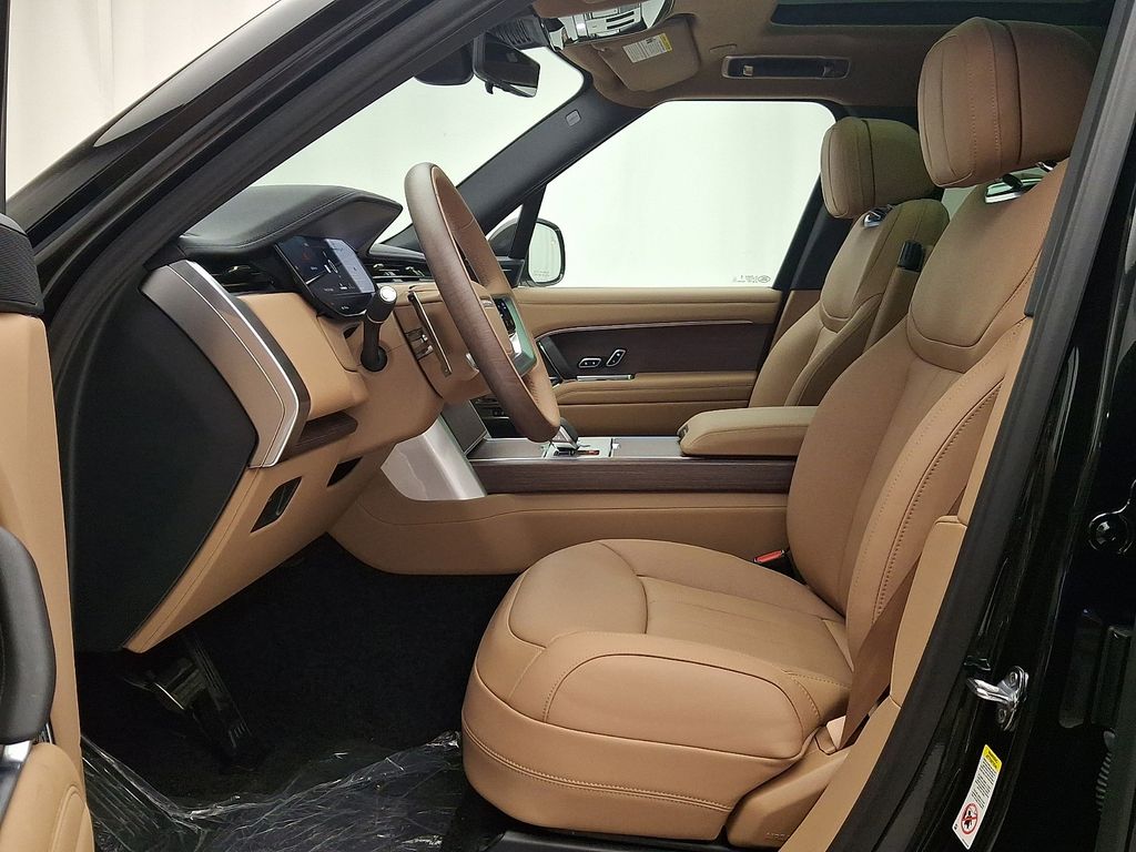 Thumbnail: 2026 Land Rover Range Rover - 11