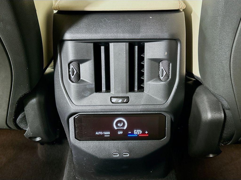 Thumbnail: 2025 BMW X3 - 24