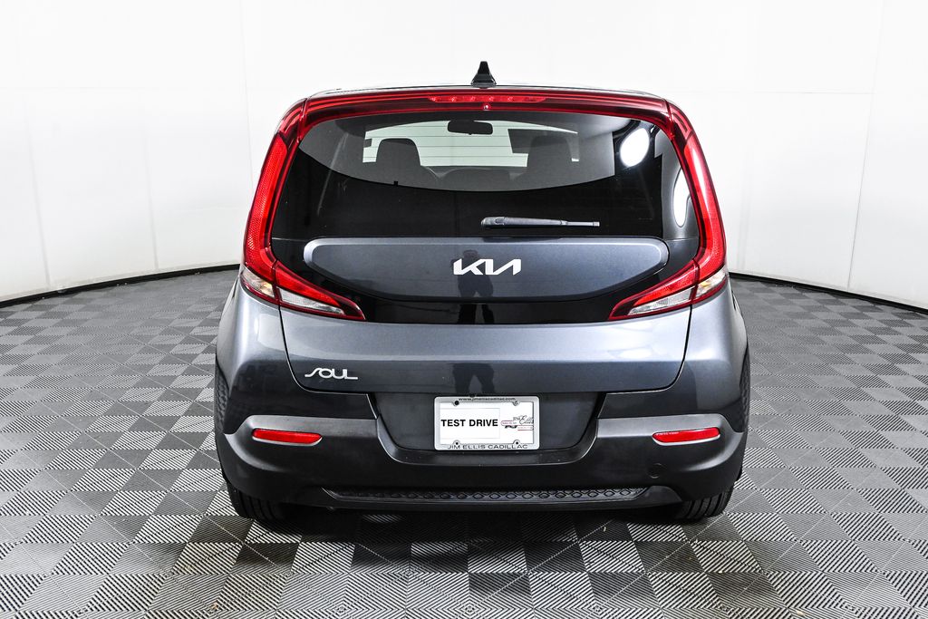 2022 Kia Soul LX 5